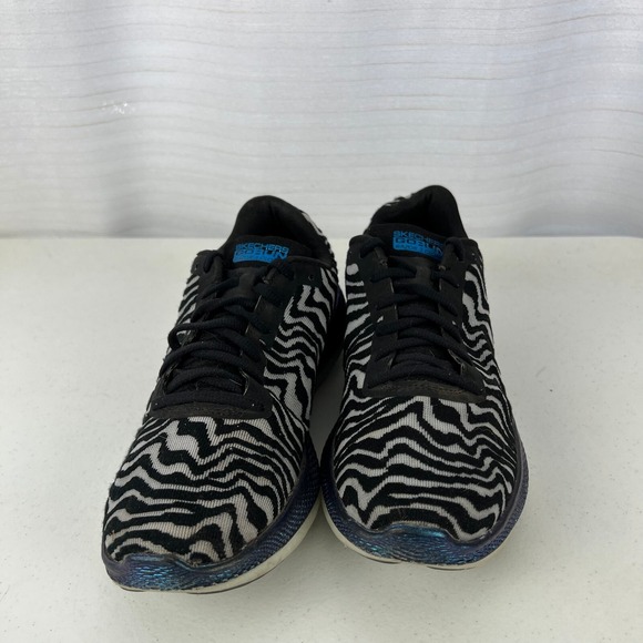 Skechers Go Run Razor 3 Cloak Running Shoes Womens 6 Black Zebra Lace Up Low Top - Picture 2 of 16